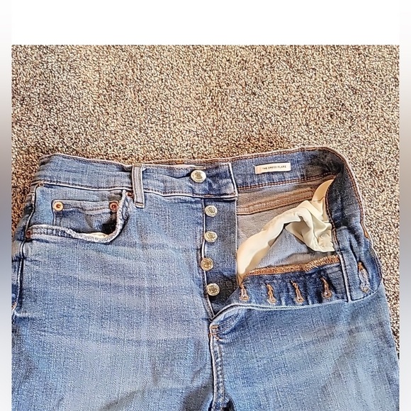 Zara Flare Cropped Jean - Picture 3 of 5